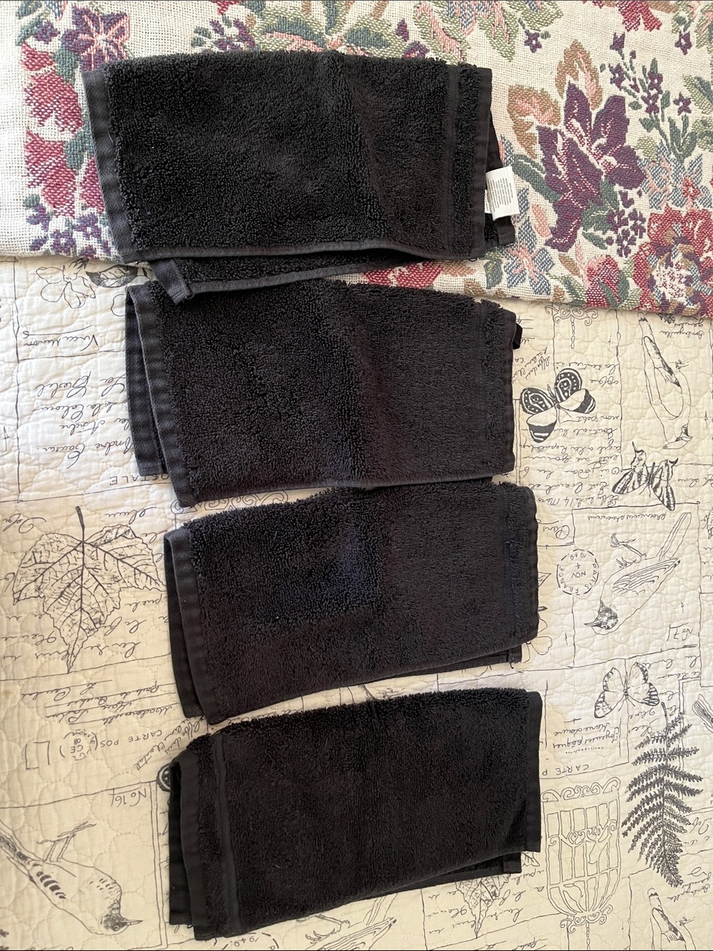 Threshold Black Wash Cloths - Set of 4